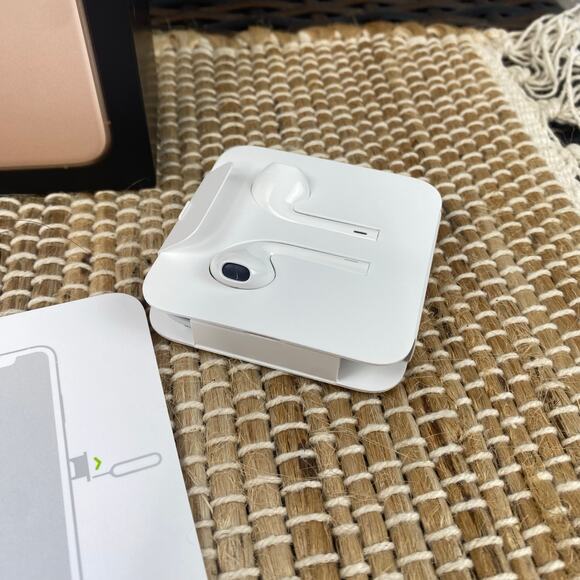 Apple Earpods & BOX ONLY for Apple iPhone 11 Pro Max 512GB Gold (Rose) - Picture 8 of 10